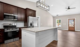 234 Cedar Ln, Allons, TN 38541