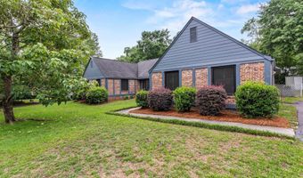 1811 Hobkirk Ct, Camden, SC 29020