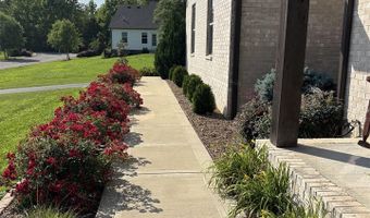 50 Bowling Ln, Alvaton, KY 42122