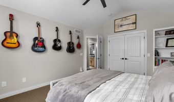 4807 N FUJI Dr, Appleton, WI 54913