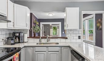 276 State St, Asheville, NC 28806
