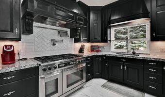 4433 S DEVONSHIRE Dr E, Bountiful, UT 84010