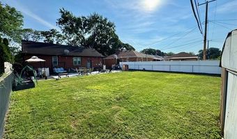 14558 Harrison Ave, Allen Park, MI 48101