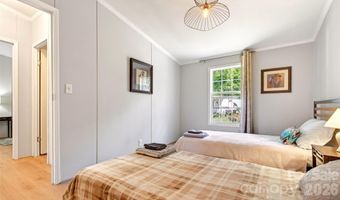 298 Wolf Xing, Bakersville, NC 28705