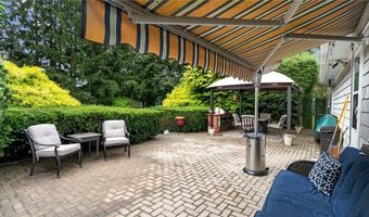 56 Scituate Ave, Cranston, RI 02921