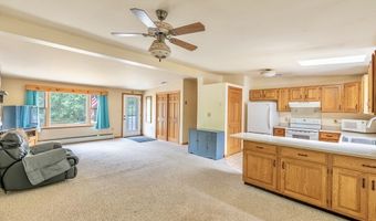 48 Elm St, Berkley, MA 02779