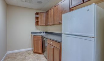642 S QUEEN St 103, Dover, DE 19904