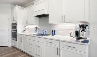 24 Ahoy Dr, Bluffton, SC 29910