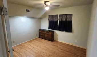 302 King Ave, Agua Dulce, TX 78330