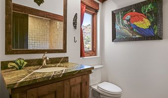34 Rincon Canada, Abiquiu, NM 87510