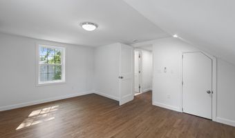 13 Brushy Plain Rd, Branford, CT 06405