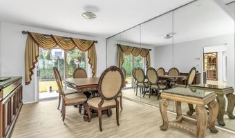 83 The Dell, Albertson, NY 11507