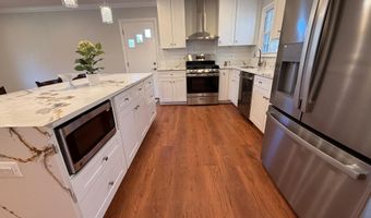 4721 SPRINGBROOK Dr, Annandale, VA 22003