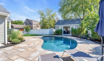 141 Maple Dr, Bay Head, NJ 08742