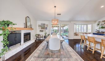 2027 Shadow Brook Way, Henderson, NV 89074