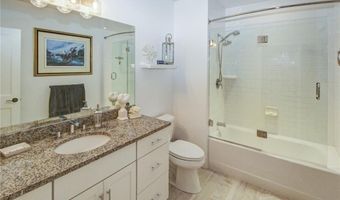 32 Carey Street St, Newport, RI 02840