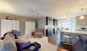1671 N Belmont Ct, Arlington Heights, IL 60004