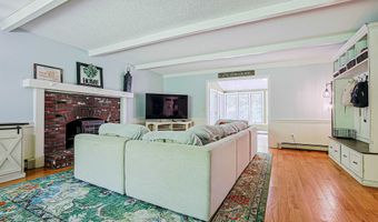 19 Winterberry Dr, Amherst, NH 03031