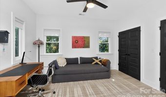 1608 Chippendale Rd, Charlotte, NC 28205