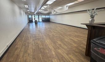 120 N Main St, Andrews, TX 79714