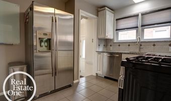 15560 Mclain Ave, Allen Park, MI 48101