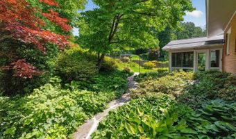 4025 24TH Rd N, Arlington, VA 22207
