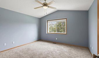 15822 Fleet Trl, Apple Valley, MN 55124