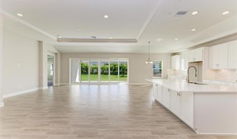 6139 GOLDEN BEACH Dr, Apollo Beach, FL 33572