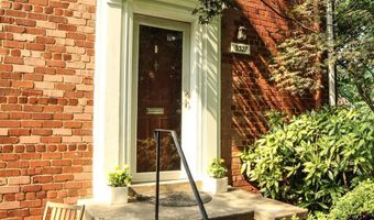 3327 MARTHA CUSTIS Dr 3327, Alexandria, VA 22302