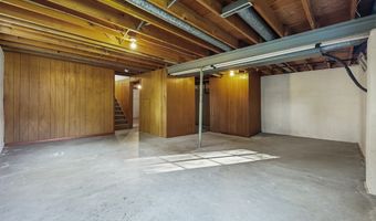 10666 Wilma Ave NE, Alliance, OH 44601