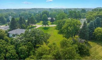1308 Geneva Dr, Alexandria, MN 56308