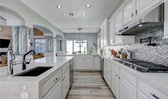 9738 Bear Trap Ct, Las Vegas, NV 89178