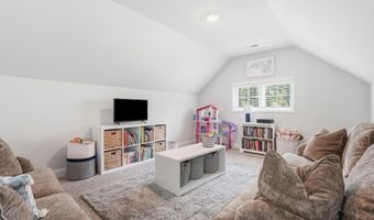 166 Fontana Lake Rd, Aberdeen, NC 28315