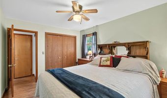 1227 5th St, St. Paul Park, MN 55071
