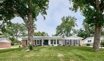 413 Claymont Dr, Ballwin, MO 63011