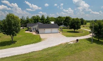 10700 SE Crabapple Rd, Agency, MO 64401