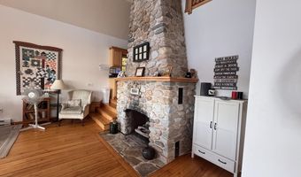 12 Lake Dr, Chesterfield, NH 03462