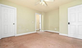 807 W LONGLEAF Dr 15, Auburn, AL 36832