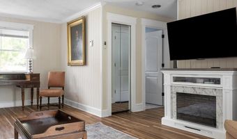 174 Seaside Dr, Jamestown, RI 02835