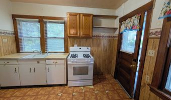 902 W 10th St, Atlantic, IA 50022