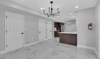 39 Old Main Shore Rd, Barnegat, NJ 08005