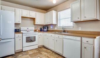 206 Cheyenne Trl, Alvarado, TX 76009