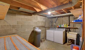 630 W Ellsworth St, Arlington, NE 68002