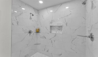 609 LIME St, Auburndale, FL 33823