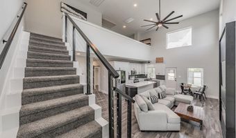 460 Rolling Hills Blvd, Alvord, TX 76225
