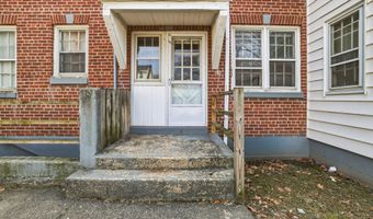 957 William St Apt B, Bridgeport, CT 06608