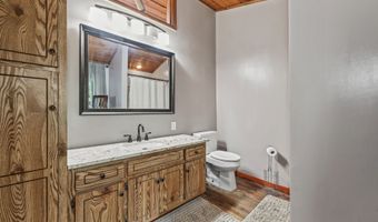 37 Anella Dr, Bethany, CT 06524
