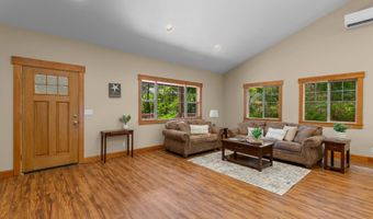 303 S MARINE St, Rockaway Beach, OR 97136