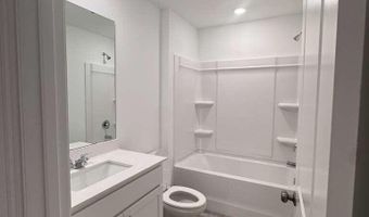 933 Glowing Star Ln, Angier, NC 27501