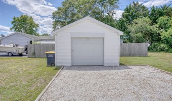 615 WILSON St, Laurel, DE 19956